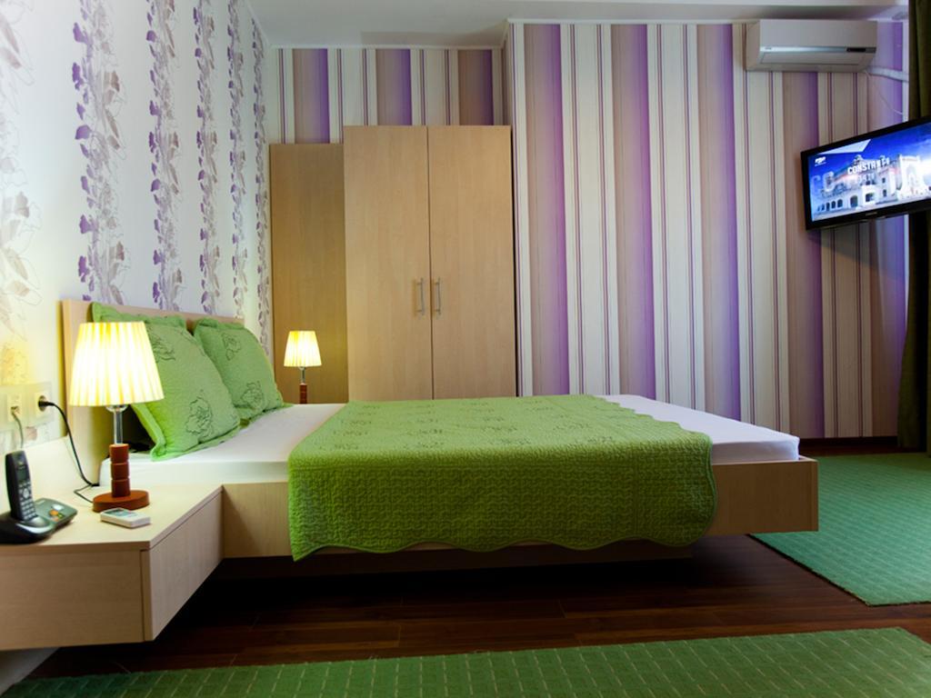 Hotel La Gil Bucharest Luaran gambar
