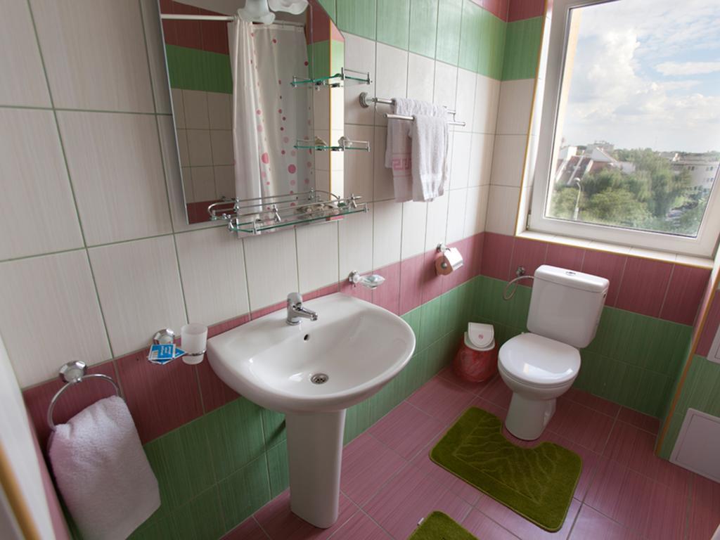 Hotel La Gil Bucharest Luaran gambar