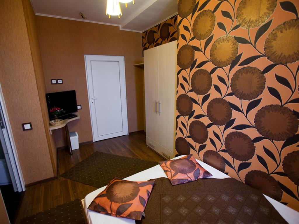 Hotel La Gil Bucharest Luaran gambar